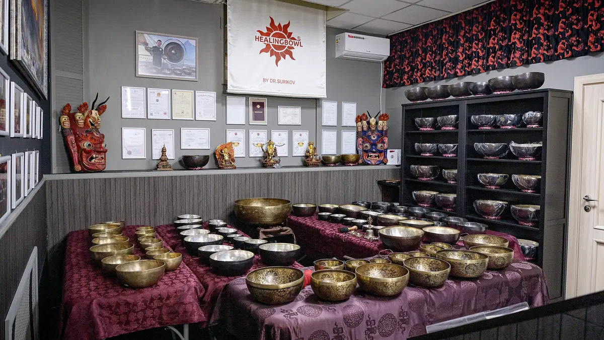 Finished Healingbowl sets laid out in the showroom
